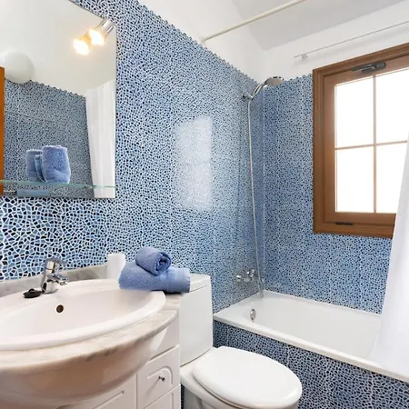 Villa Casa Bransford, Excellent, Sunny House With Private Heated Pool San Miguel de Abona