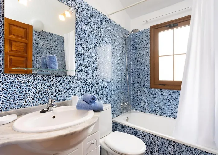 Villa Casa Bransford, Excellent, Sunny House With Private Heated Pool San Miguel de Abona