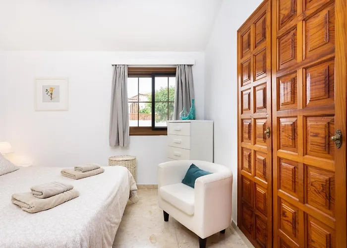 Casa Bransford, Excellent, Sunny House With Private Heated Pool Villa *