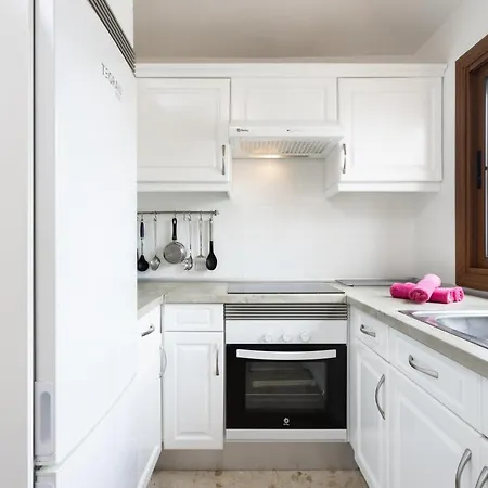 Casa Bransford, Excellent, Sunny House With Private Heated Pool