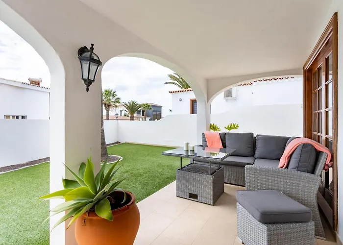 Willa Casa Bransford, Excellent, Sunny House With Private Heated Pool