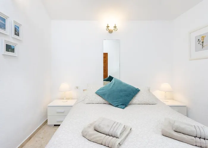 Casa Bransford, Excellent, Sunny House With Private Heated Pool Villa