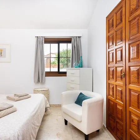 Casa Bransford, Excellent, Sunny House With Private Heated Pool Βίλα *